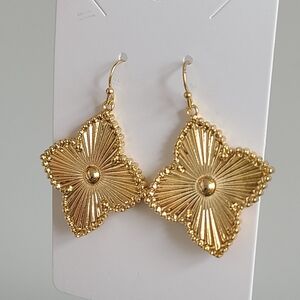 Vintage Style Gold Tone Textured Large Bold Clover Drop Dangle Evening Earrings